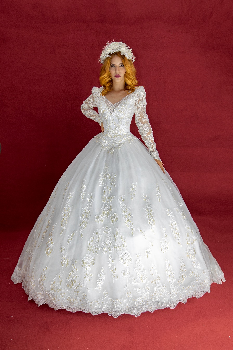 Vestido de novia blanco de encaje corte princesa -